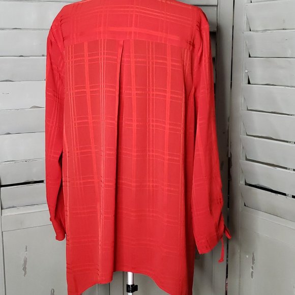 *NEW DIRECTION* STUNNING RED BLOUSE - Picture 9 of 15